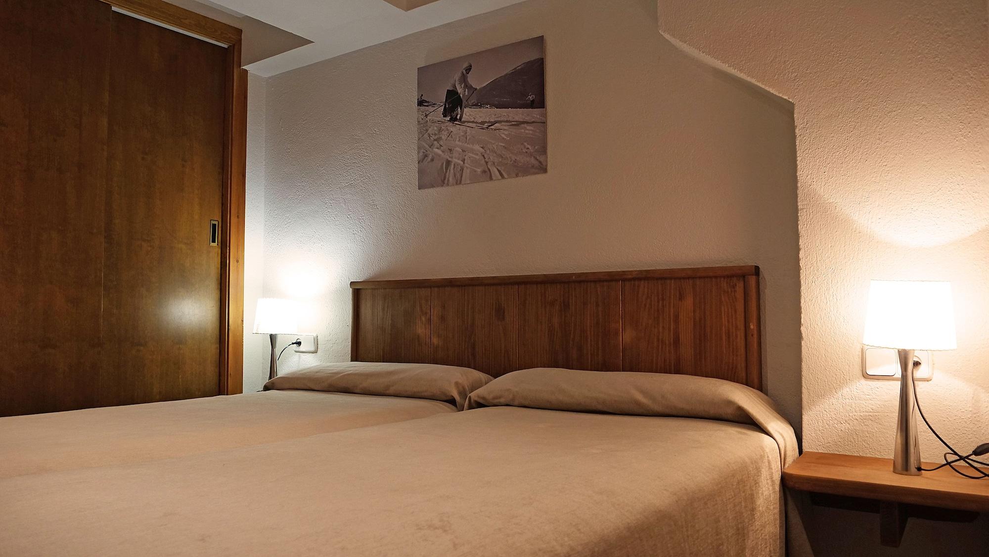 Hotel La Coma Сеткасес Экстерьер фото