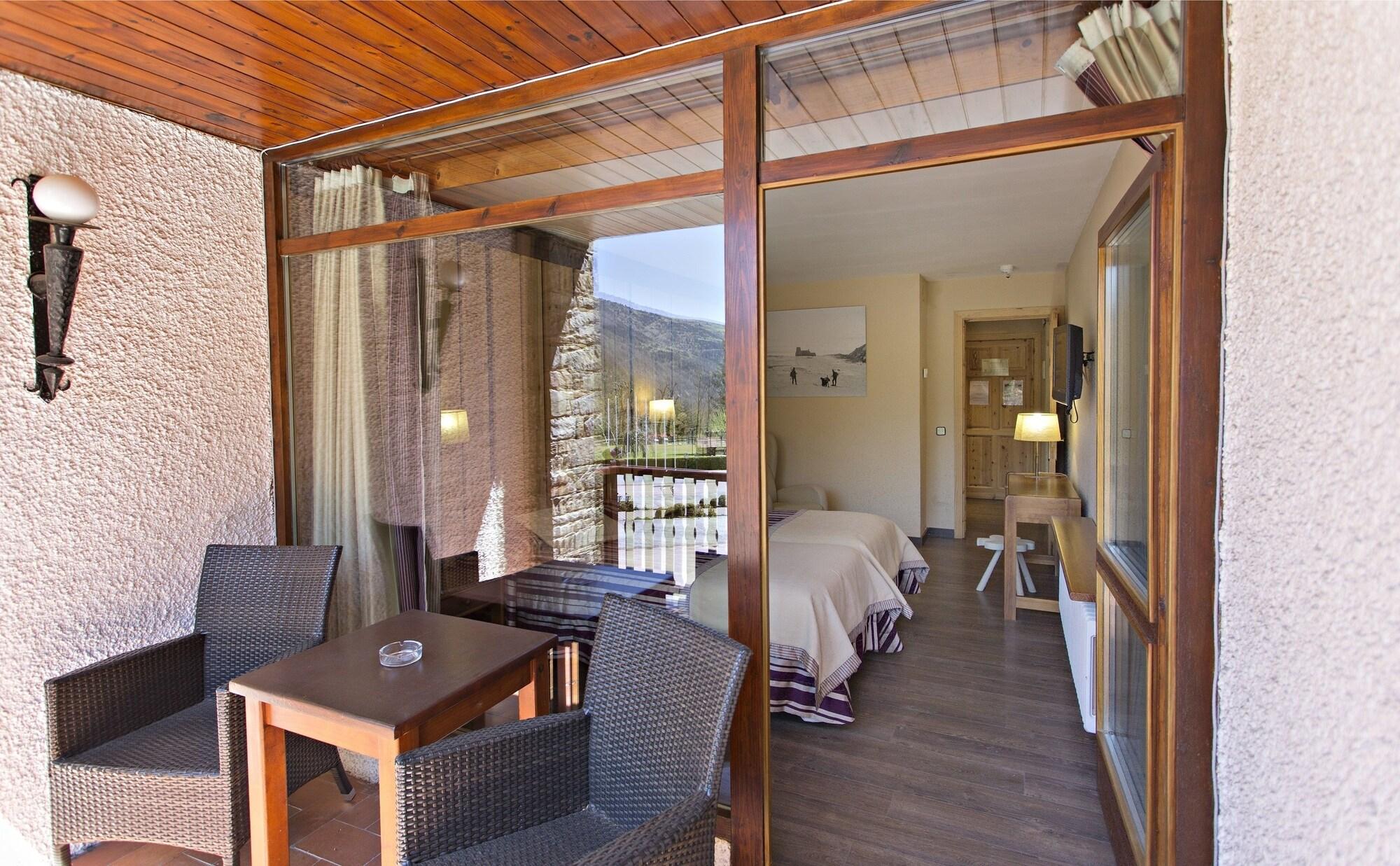 Hotel La Coma Сеткасес Экстерьер фото