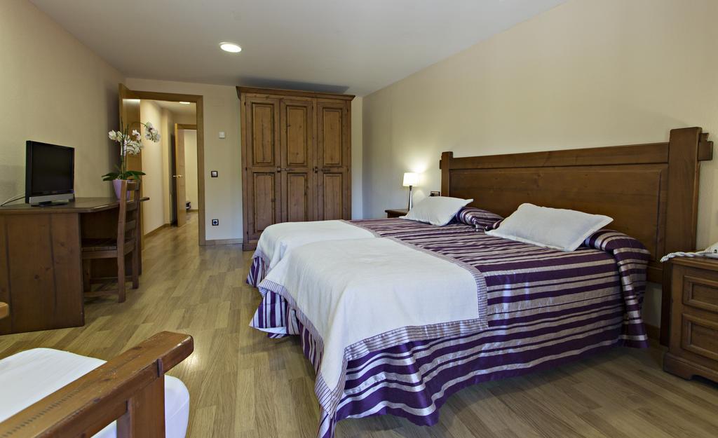 Hotel La Coma Сеткасес Экстерьер фото